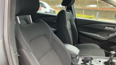 Nissan Qashqai 1.3 DiG-T MH Acenta Premium 5dr Petrol Hatchback